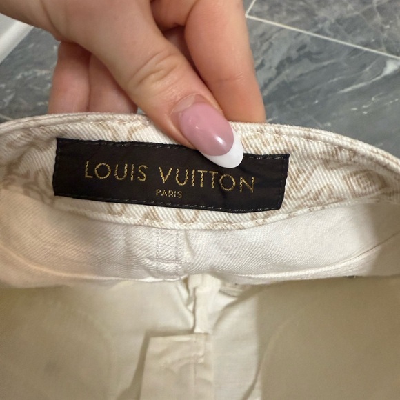 Louis Vuitton Cream White Jean Mini Shorts Size 36 - Picture 3 of 4